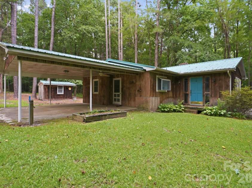 1083 Murdocksville Road, West End, NC 27376.  MLS# CAR4407490, YatesRealty ID 40237. 