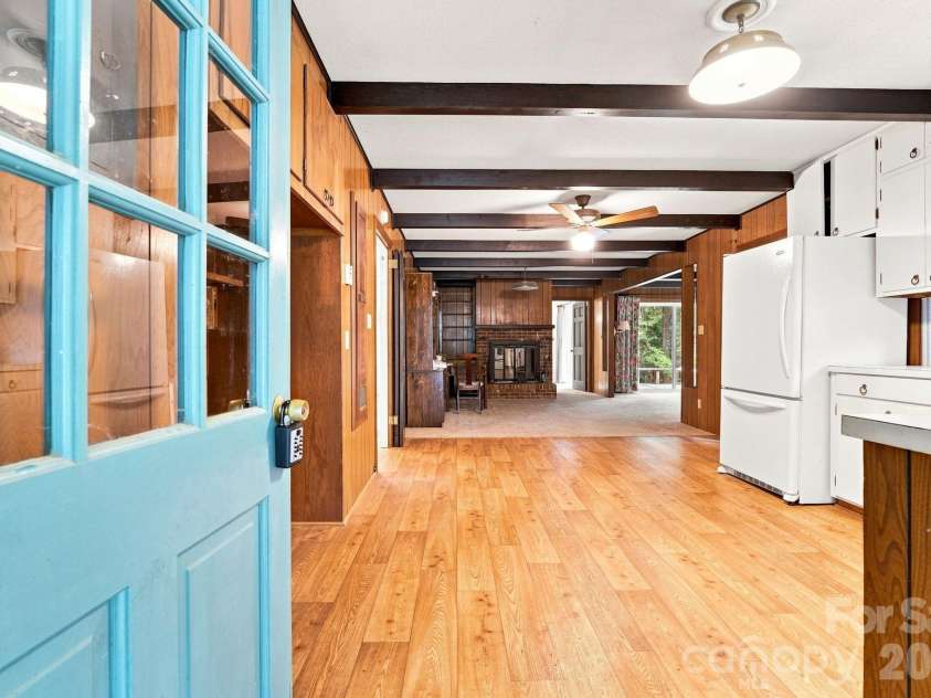 1083 Murdocksville Road, West End, NC 27376.  MLS# CAR4407490, YatesRealty ID 40237. 
