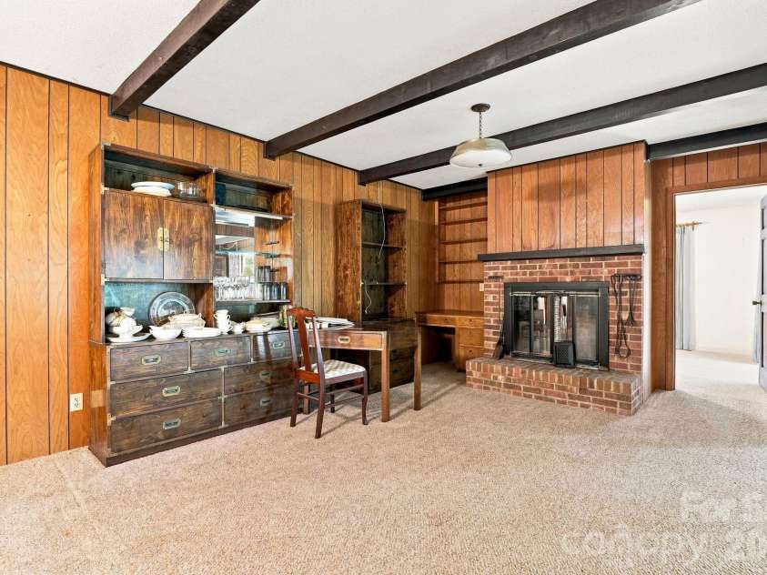 1083 Murdocksville Road, West End, NC 27376.  MLS# CAR4407490, YatesRealty ID 40237. 