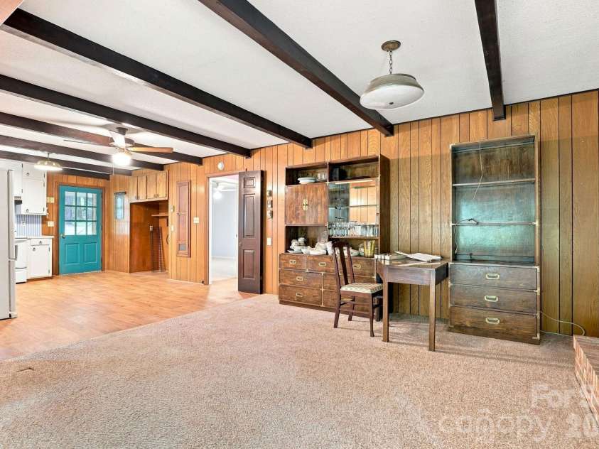 1083 Murdocksville Road, West End, NC 27376.  MLS# CAR4407490, YatesRealty ID 40237. 