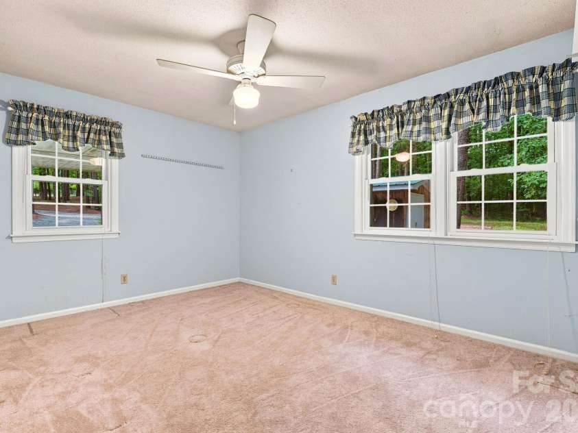 1083 Murdocksville Road, West End, NC 27376.  MLS# CAR4407490, YatesRealty ID 40237. 