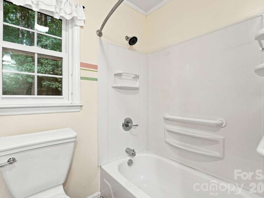 1083 Murdocksville Road, West End, NC 27376.  MLS# CAR4407490, YatesRealty ID 40237. 