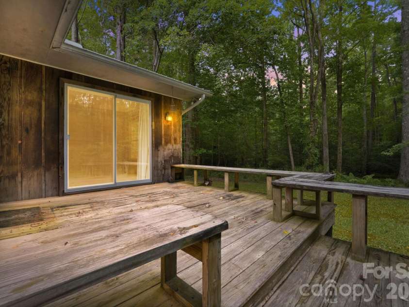 1083 Murdocksville Road, West End, NC 27376.  MLS# CAR4407490, YatesRealty ID 40237. 