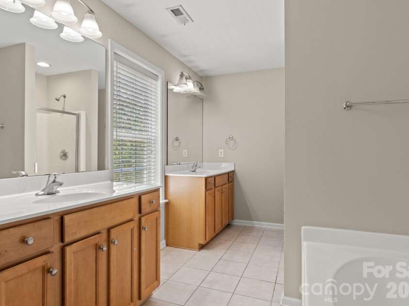 9055 Pembroke Court, Fort Mill, SC 29707.  MLS# CAR4405192, YatesRealty ID 40239. 