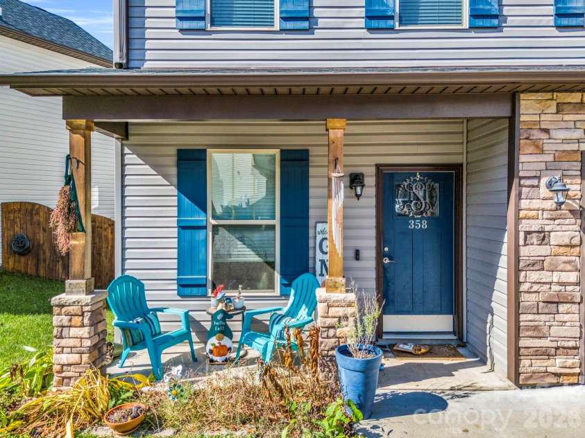 358 Cardwell Lane, Fletcher, NC 28732.  MLS# CAR4355341, YatesRealty ID 4024. 