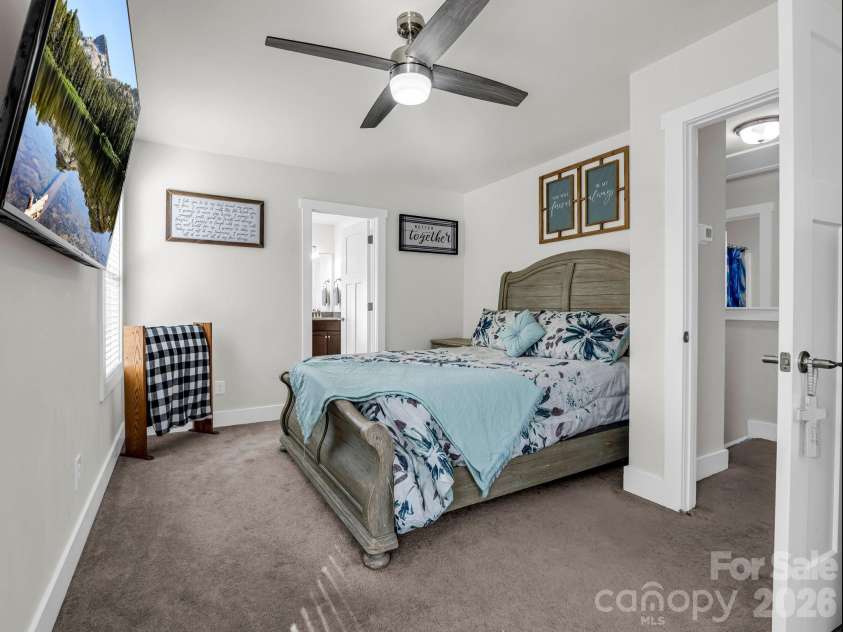 358 Cardwell Lane, Fletcher, NC 28732.  MLS# CAR4355341, YatesRealty ID 4024. 