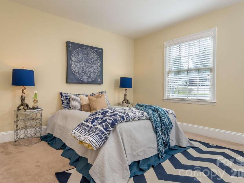 4911 Park Road, Charlotte, NC 28209.  MLS# CAR4340027, YatesRealty ID 4024. 