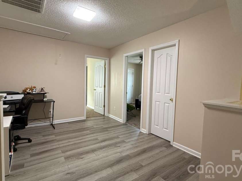 10239 Apple Dove Court, Charlotte, NC 28214.  MLS# CAR4408331, YatesRealty ID 40240. 