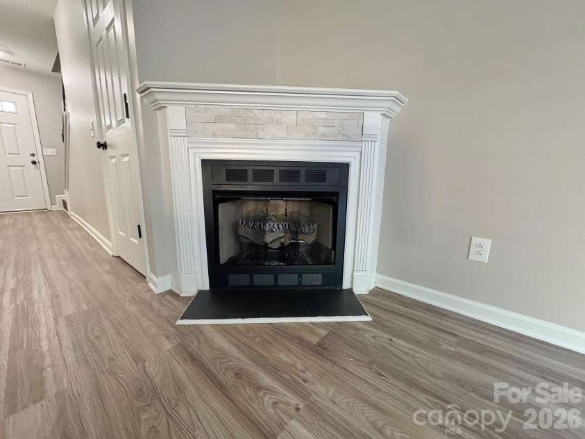 2638 Rozzelles Landing Drive, Charlotte, NC 28214.  MLS# CAR4402218, YatesRealty ID 40241. 
