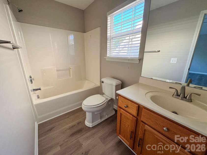 2638 Rozzelles Landing Drive, Charlotte, NC 28214.  MLS# CAR4402218, YatesRealty ID 40241. 