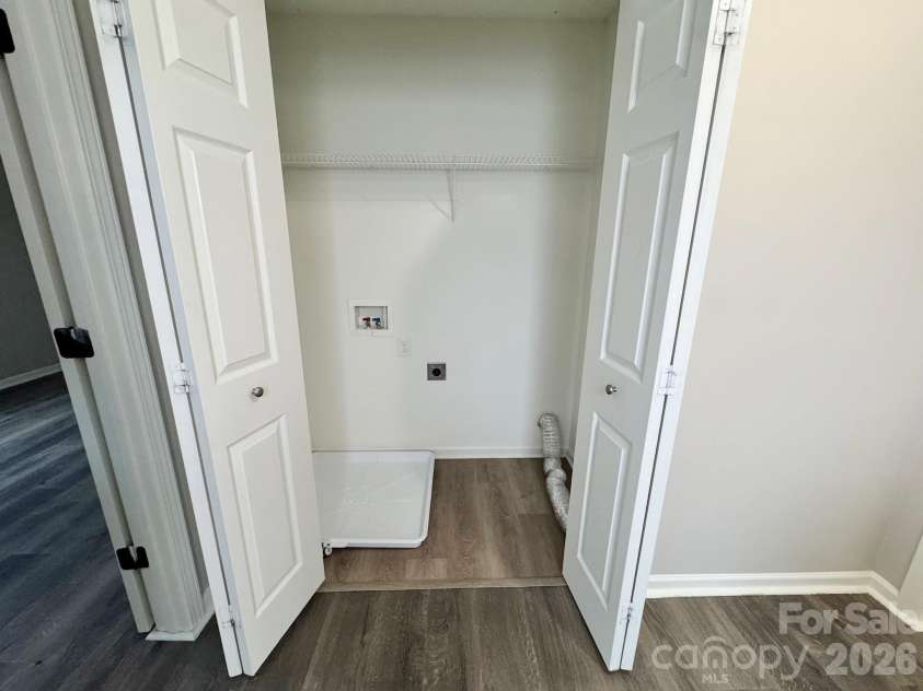2638 Rozzelles Landing Drive, Charlotte, NC 28214.  MLS# CAR4402218, YatesRealty ID 40241. 