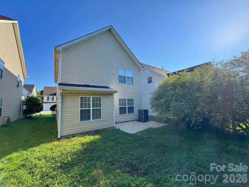 2638 Rozzelles Landing Drive, Charlotte, NC 28214.  MLS# CAR4402218, YatesRealty ID 40241. 