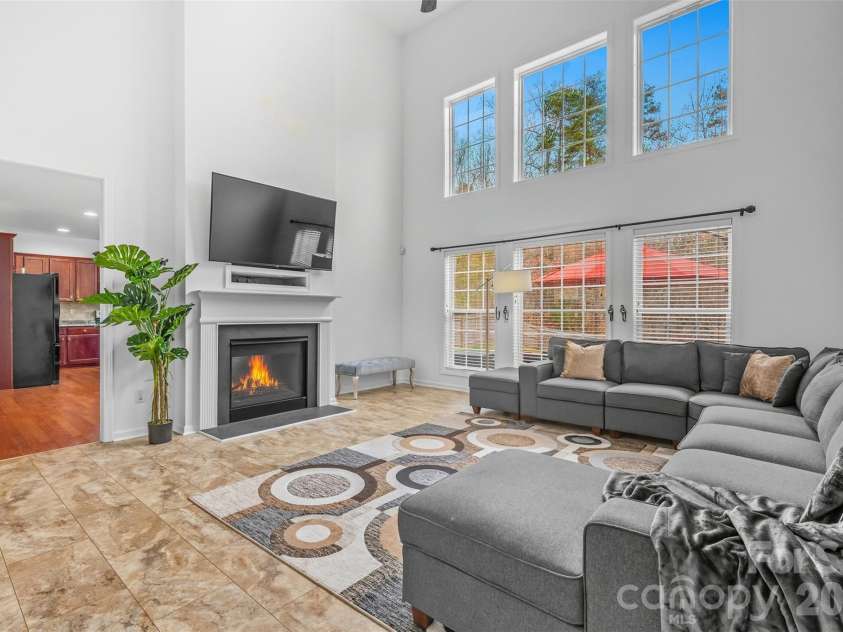 11919 Erwin Ridge Avenue, Charlotte, NC 28213.  MLS# CAR4389516, YatesRealty ID 40242. 