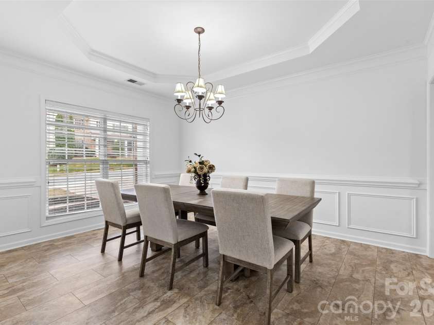 11919 Erwin Ridge Avenue, Charlotte, NC 28213.  MLS# CAR4389516, YatesRealty ID 40242. 
