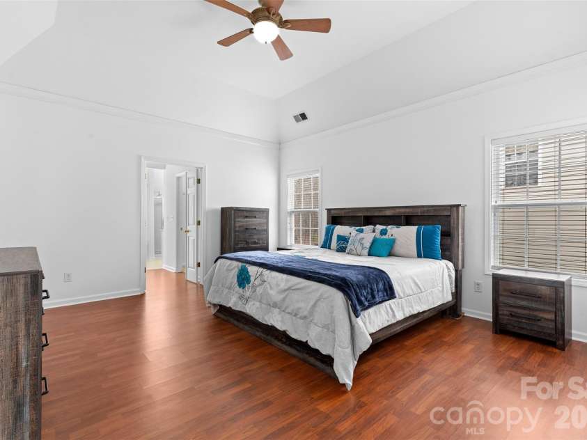 11919 Erwin Ridge Avenue, Charlotte, NC 28213.  MLS# CAR4389516, YatesRealty ID 40242. 