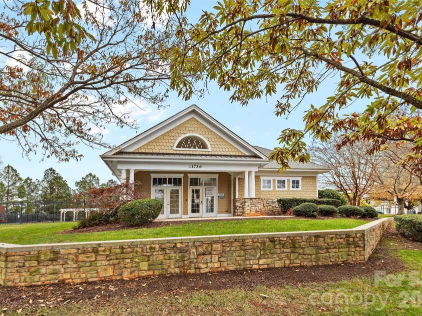 11919 Erwin Ridge Avenue, Charlotte, NC 28213.  MLS# CAR4389516, YatesRealty ID 40242. 