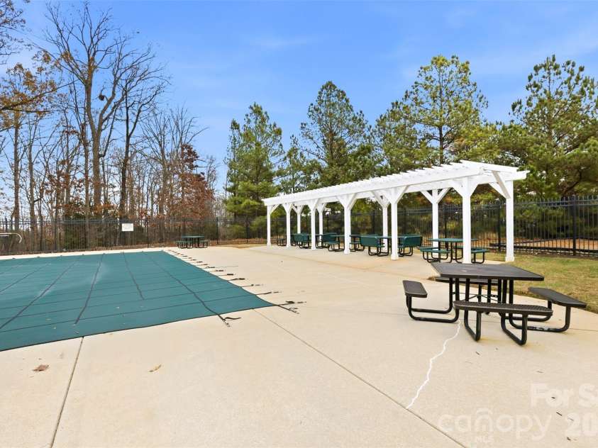 11919 Erwin Ridge Avenue, Charlotte, NC 28213.  MLS# CAR4389516, YatesRealty ID 40242. 