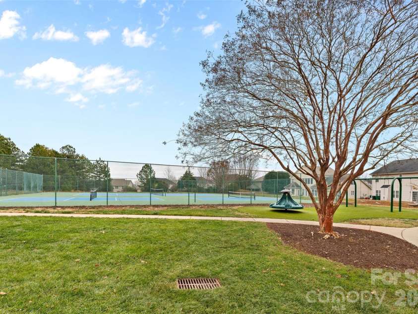 11919 Erwin Ridge Avenue, Charlotte, NC 28213.  MLS# CAR4389516, YatesRealty ID 40242. 