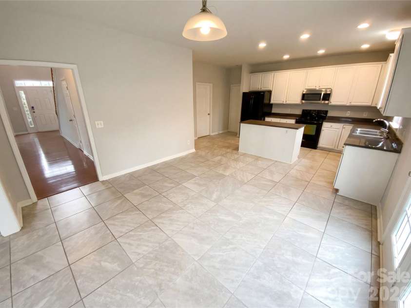 138 Woodside Village Drive, Rock Hill, SC 29730.  MLS# CAR4404017, YatesRealty ID 40244. 