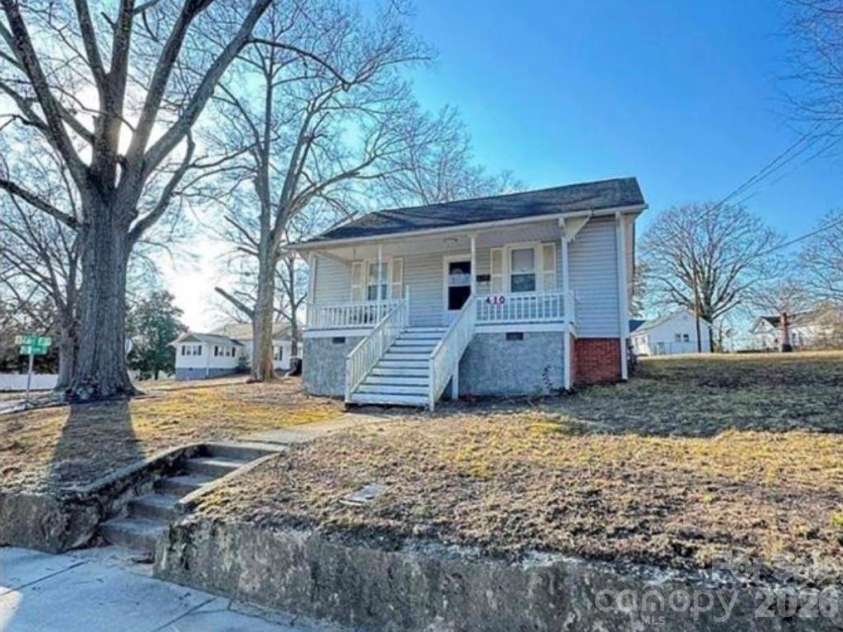 410 Rose Avenue, Kannapolis, NC 28083.  MLS# CAR4409220, YatesRealty ID 40247. 