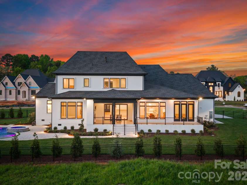 405 Sugar Maple Lane, Weddington, NC 28104.  MLS# CAR4382819, YatesRealty ID 40248. 