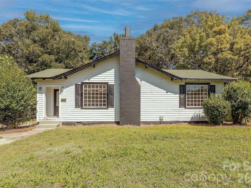 8 Bolt Drive, Shelby, NC 28150.  MLS# CAR4407978, YatesRealty ID 40249. 