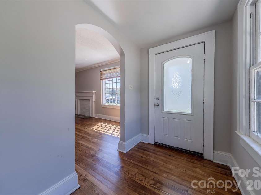 8 Bolt Drive, Shelby, NC 28150.  MLS# CAR4407978, YatesRealty ID 40249. 