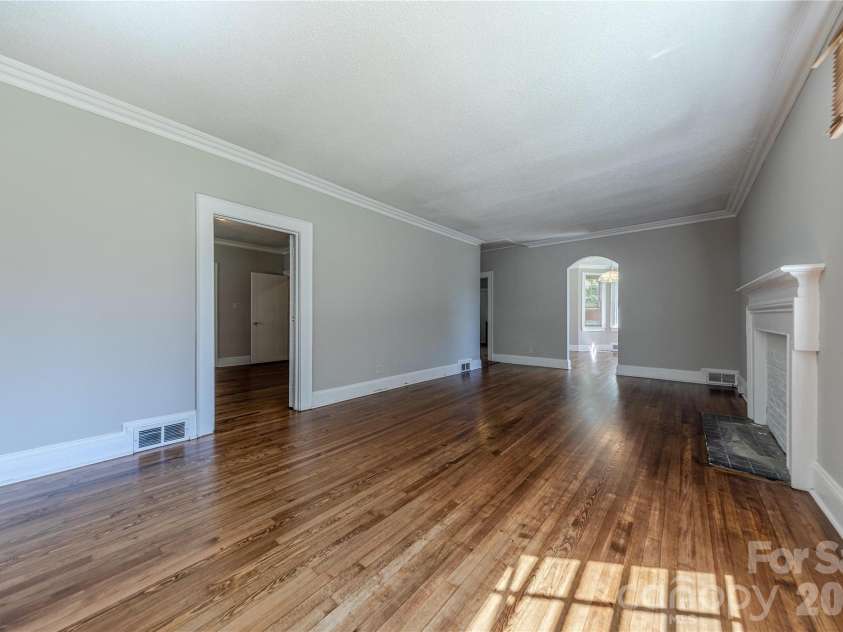 8 Bolt Drive, Shelby, NC 28150.  MLS# CAR4407978, YatesRealty ID 40249. 