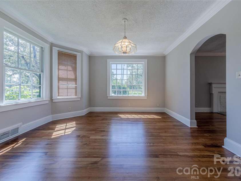 8 Bolt Drive, Shelby, NC 28150.  MLS# CAR4407978, YatesRealty ID 40249. 