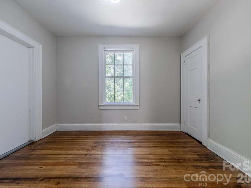 8 Bolt Drive, Shelby, NC 28150.  MLS# CAR4407978, YatesRealty ID 40249. 
