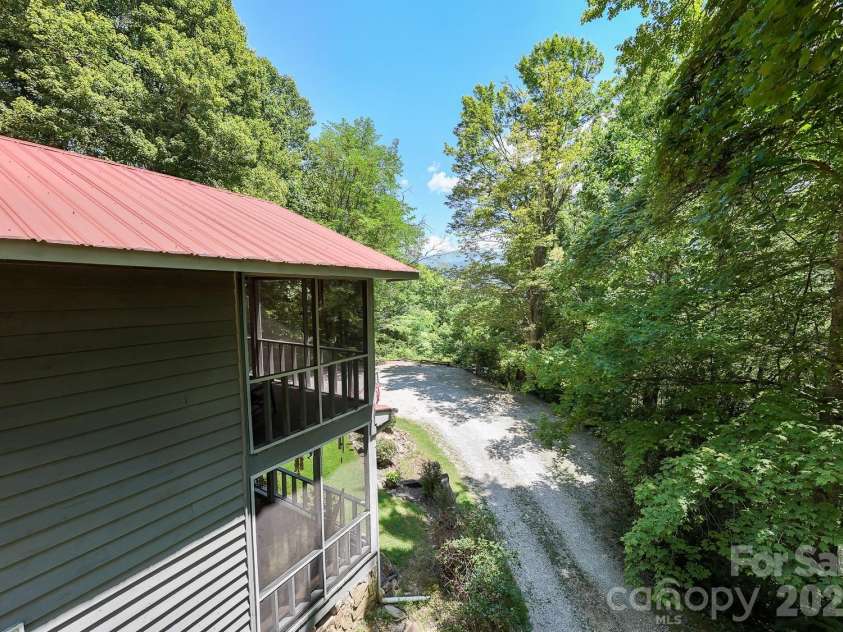 146 Stecoah Heights, Robbinsville, NC 28771.  MLS# CAR4344701, YatesRealty ID 4025. 