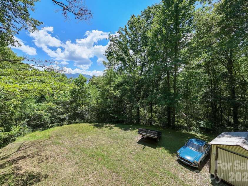 146 Stecoah Heights, Robbinsville, NC 28771.  MLS# CAR4344701, YatesRealty ID 4025. 