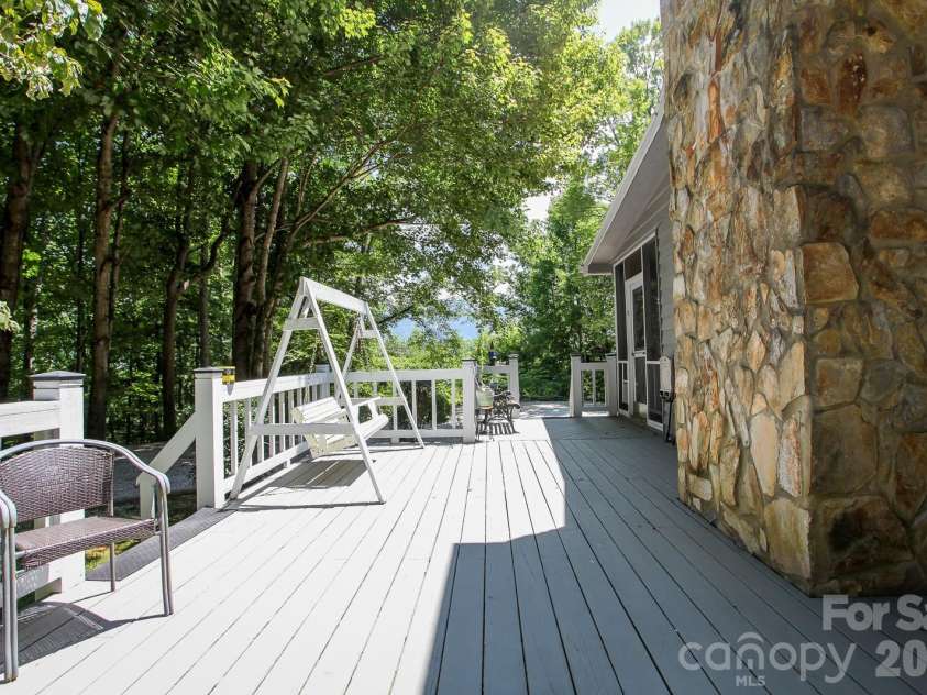 146 Stecoah Heights, Robbinsville, NC 28771.  MLS# CAR4344701, YatesRealty ID 4025. 