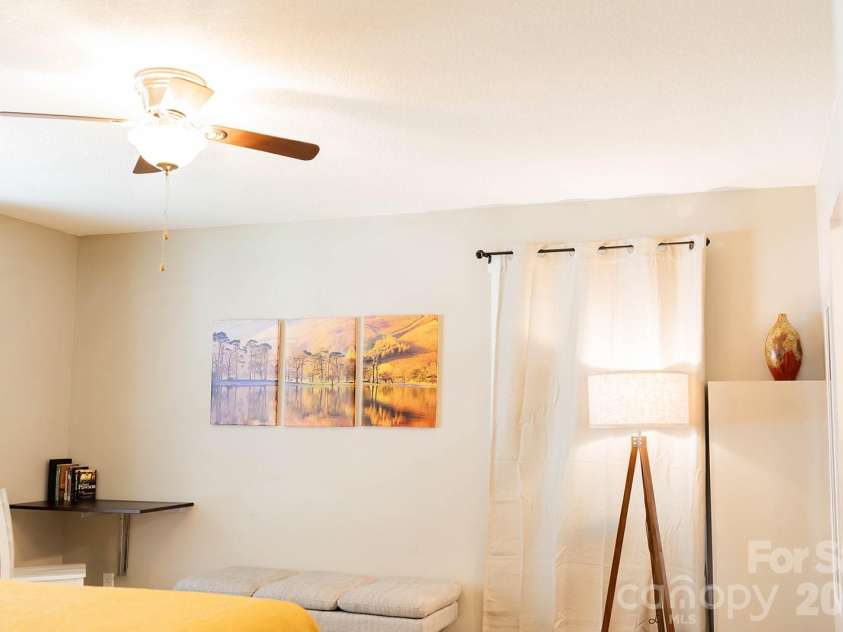 309 London Road, Asheville, NC 28803.  MLS# CAR4353923, YatesRealty ID 4025. 