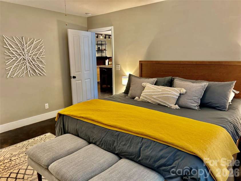 309 London Road, Asheville, NC 28803.  MLS# CAR4390562, YatesRealty ID 4025. 