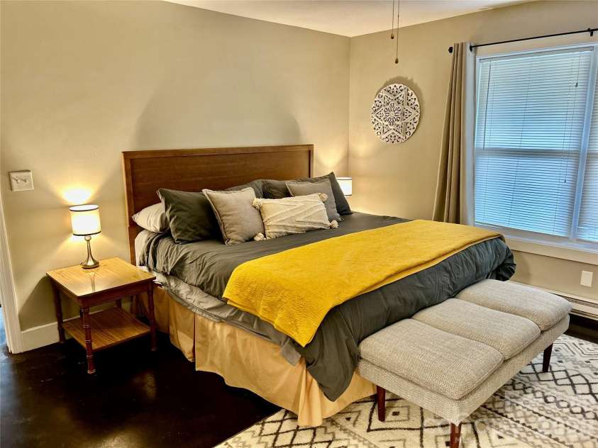309 London Road, Asheville, NC 28803.  MLS# CAR4390562, YatesRealty ID 4025. 
