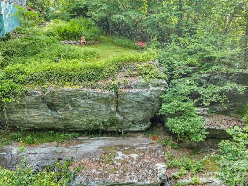 1590 Shulls Mill Road, Boone, NC 28607.  MLS# CAR4389715, YatesRealty ID 40251. 