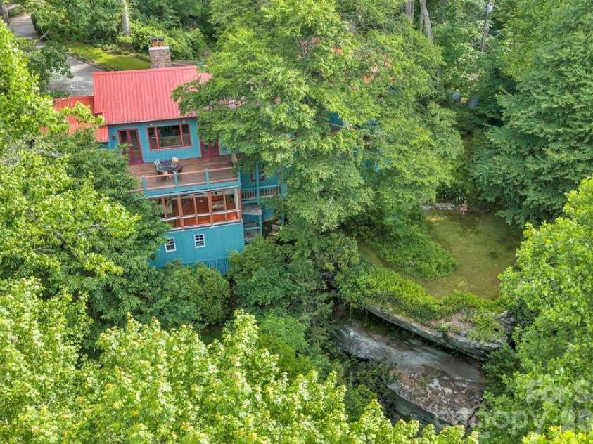 1590 Shulls Mill Road, Boone, NC 28607.  MLS# CAR4389715, YatesRealty ID 40251. 
