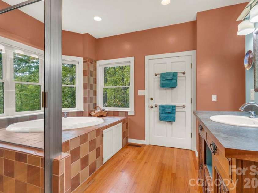 1590 Shulls Mill Road, Boone, NC 28607.  MLS# CAR4389715, YatesRealty ID 40251. Lower-level studio bedroom suite bath