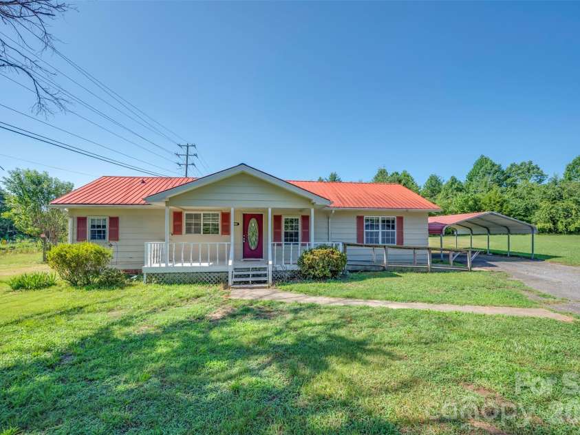 1380 Poors Ford Road, Rutherfordton, NC 28139.  MLS# CAR4402923, YatesRealty ID 40255. 