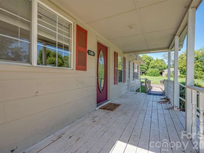 1380 Poors Ford Road, Rutherfordton, NC 28139.  MLS# CAR4402923, YatesRealty ID 40255. 
