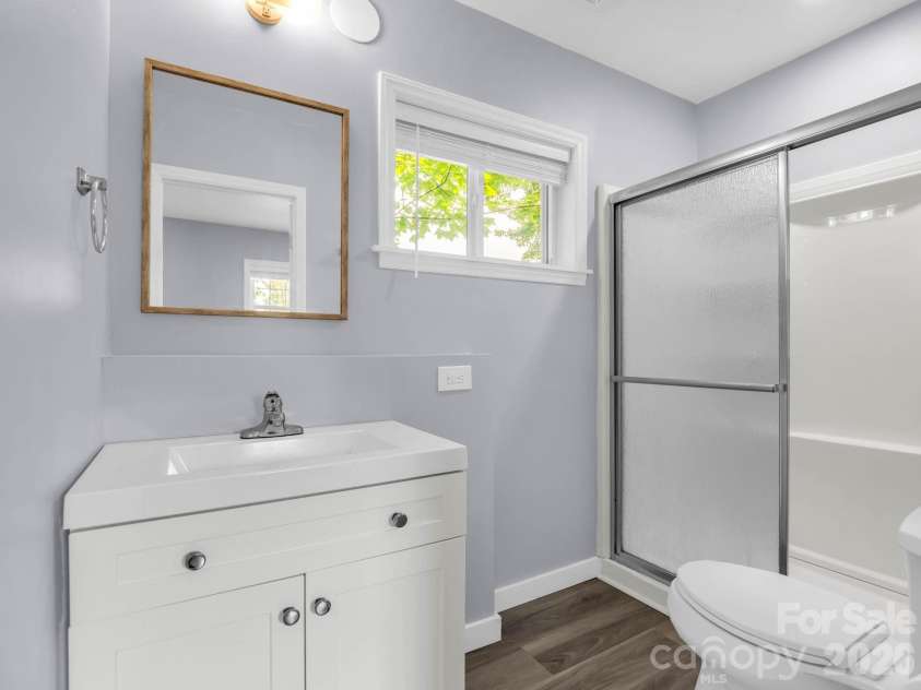 407 Hiawassee Avenue, Black Mountain, NC 28711.  MLS# CAR4406378, YatesRealty ID 40256. 