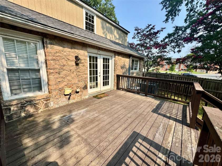 205 Tournament Drive, Concord, NC 28025.  MLS# CAR4407976, YatesRealty ID 40257. Back deck