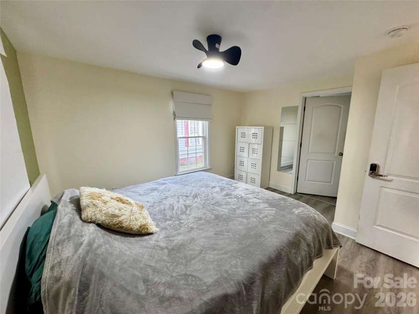 205 Tournament Drive, Concord, NC 28025.  MLS# CAR4407976, YatesRealty ID 40257. Primary bedroom