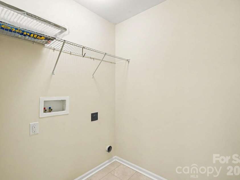 1118 Manston Place, Concord, NC 28025.  MLS# CAR4406300, YatesRealty ID 40258. 