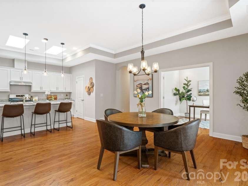 2106 Epworth Court, Waxhaw, NC 28173.  MLS# CAR4356029, YatesRealty ID 4026. Eat-in kitchen/dining area