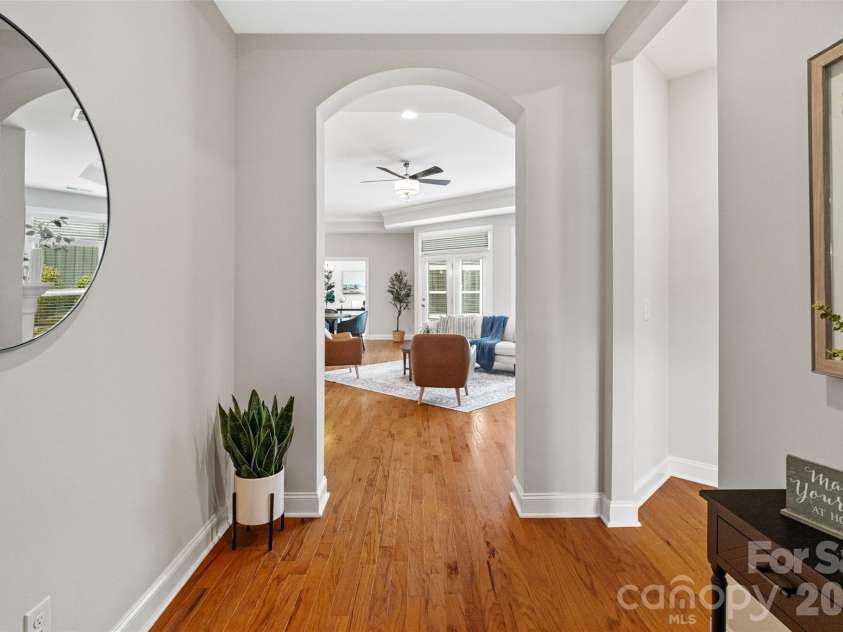 2106 Epworth Court, Waxhaw, NC 28173.  MLS# CAR4356029, YatesRealty ID 4026. Front entryway/foyer