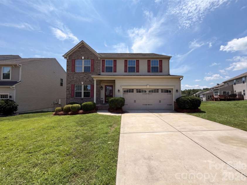 2275 Stone Pile Drive, Concord, NC 28025.  MLS# CAR4402404, YatesRealty ID 40262. 