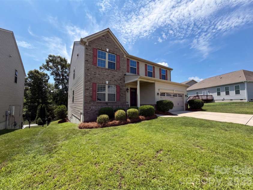 2275 Stone Pile Drive, Concord, NC 28025.  MLS# CAR4402404, YatesRealty ID 40262. 