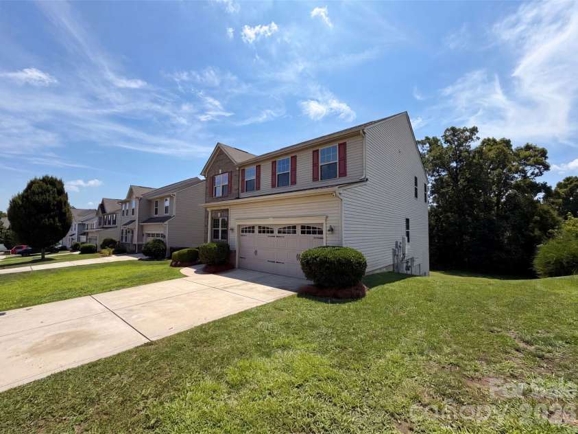 2275 Stone Pile Drive, Concord, NC 28025.  MLS# CAR4402404, YatesRealty ID 40262. 